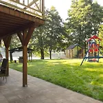 Semi-detached House Directly On The Lake, Stare Czaple