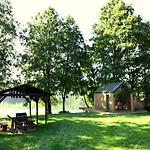 Semi-detached House Directly On The Lake, Stare Czaple