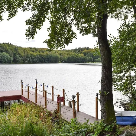 Semi-detached House Directly On The Lake, * Stare Czaple