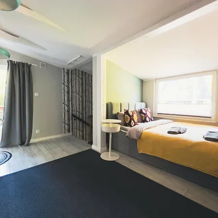 Semi-detached House Directly On The Lake, * Stare Czaple