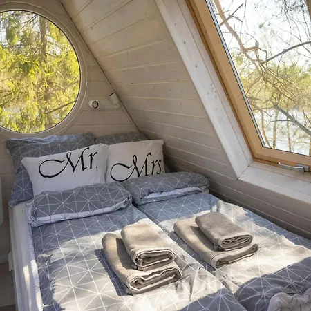 Semi-detached House Directly On The Lake, Casa vacanze