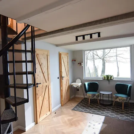 Semi-detached House Directly On The Lake, Casa vacanze *