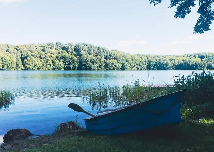 Prázdninový dům Semi-detached House Directly On The Lake,