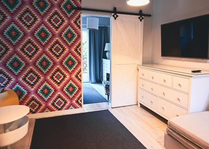 Semi-detached House Directly On The Lake, Prázdninový dům Stare Czaple