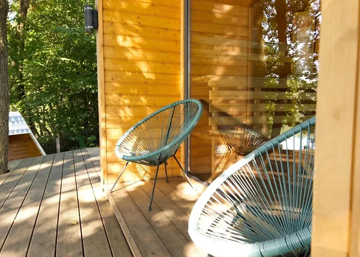 Prázdninový dům Semi-detached House Directly On The Lake,