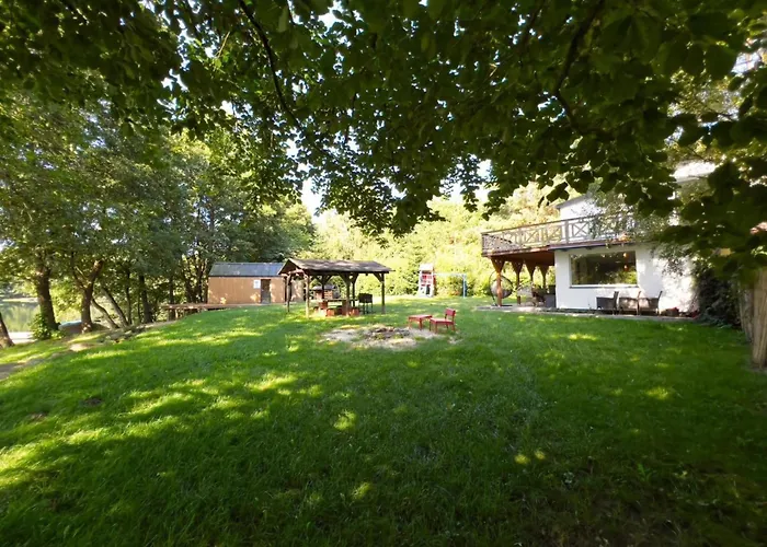 Semi-detached House Directly On The Lake,