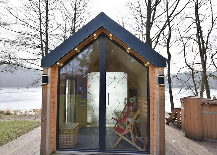 Prázdninový dům Semi-detached House Directly On The Lake, Stare Czaple